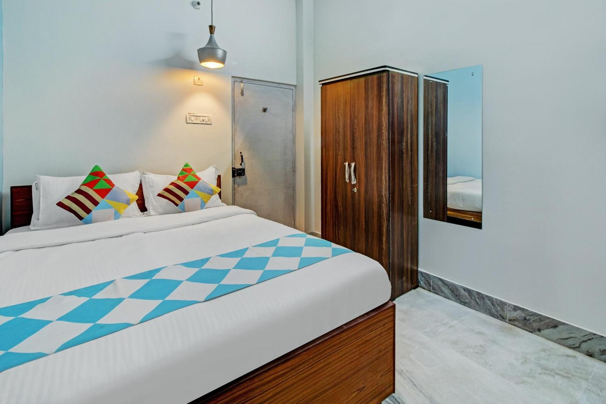 Hotel O Nilay Guest House Behala Екстер'єр фото