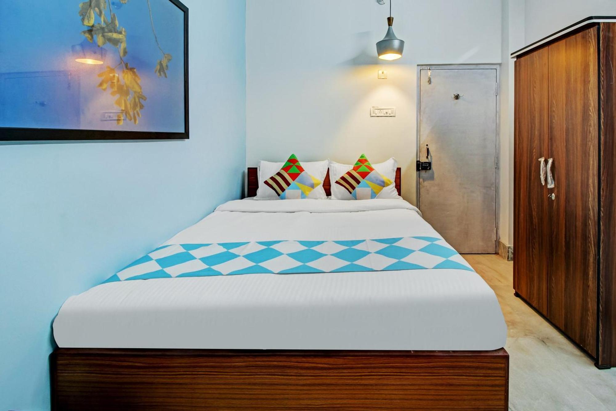 Hotel O Nilay Guest House Behala Екстер'єр фото