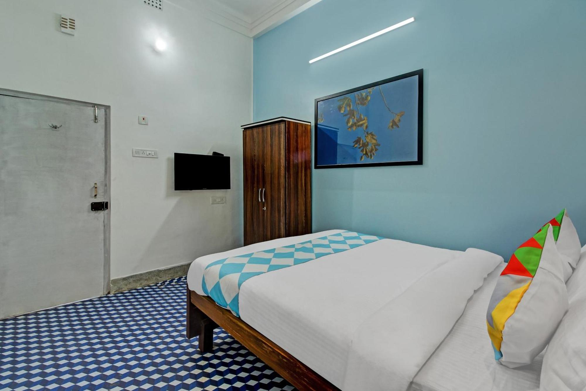 Hotel O Nilay Guest House Behala Екстер'єр фото